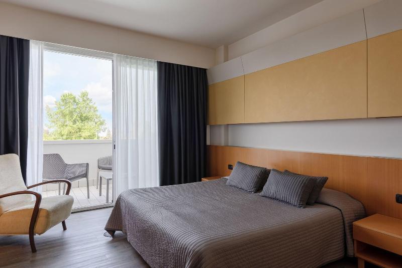 Hotel Giulietta Romeo Лацизе Екстер'єр фото