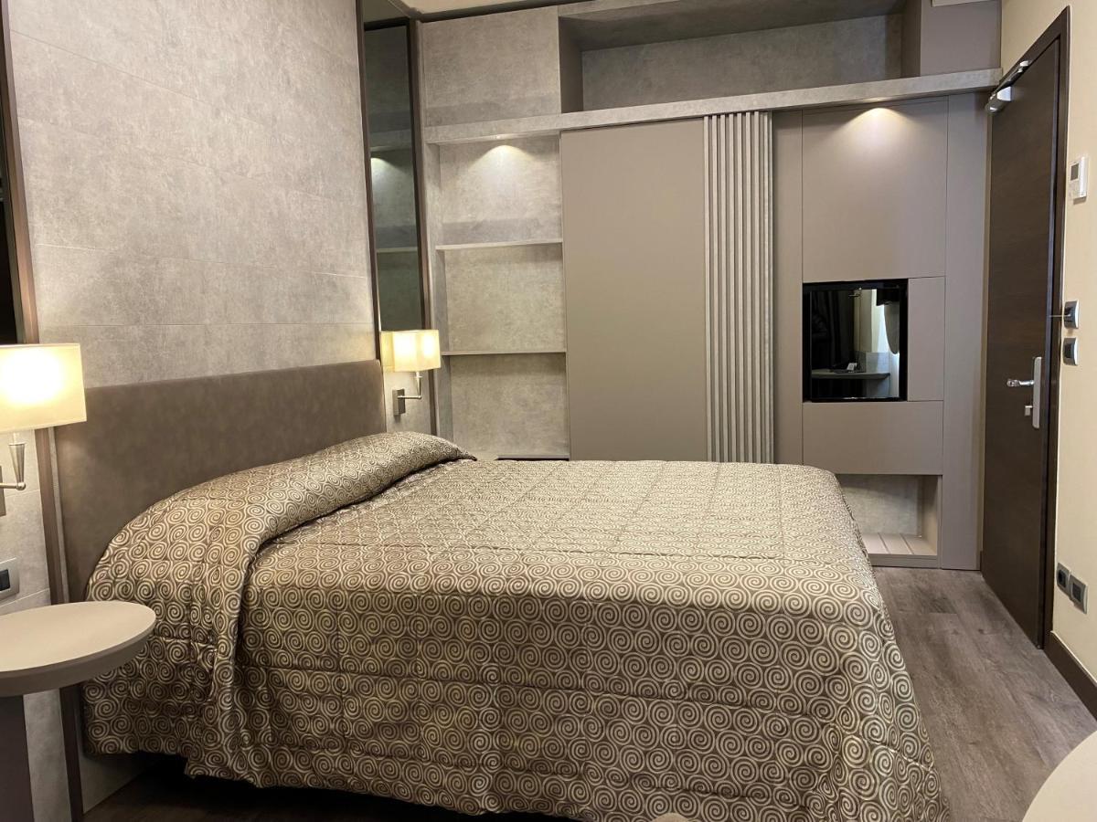 Hotel Giulietta Romeo Лацизе Екстер'єр фото