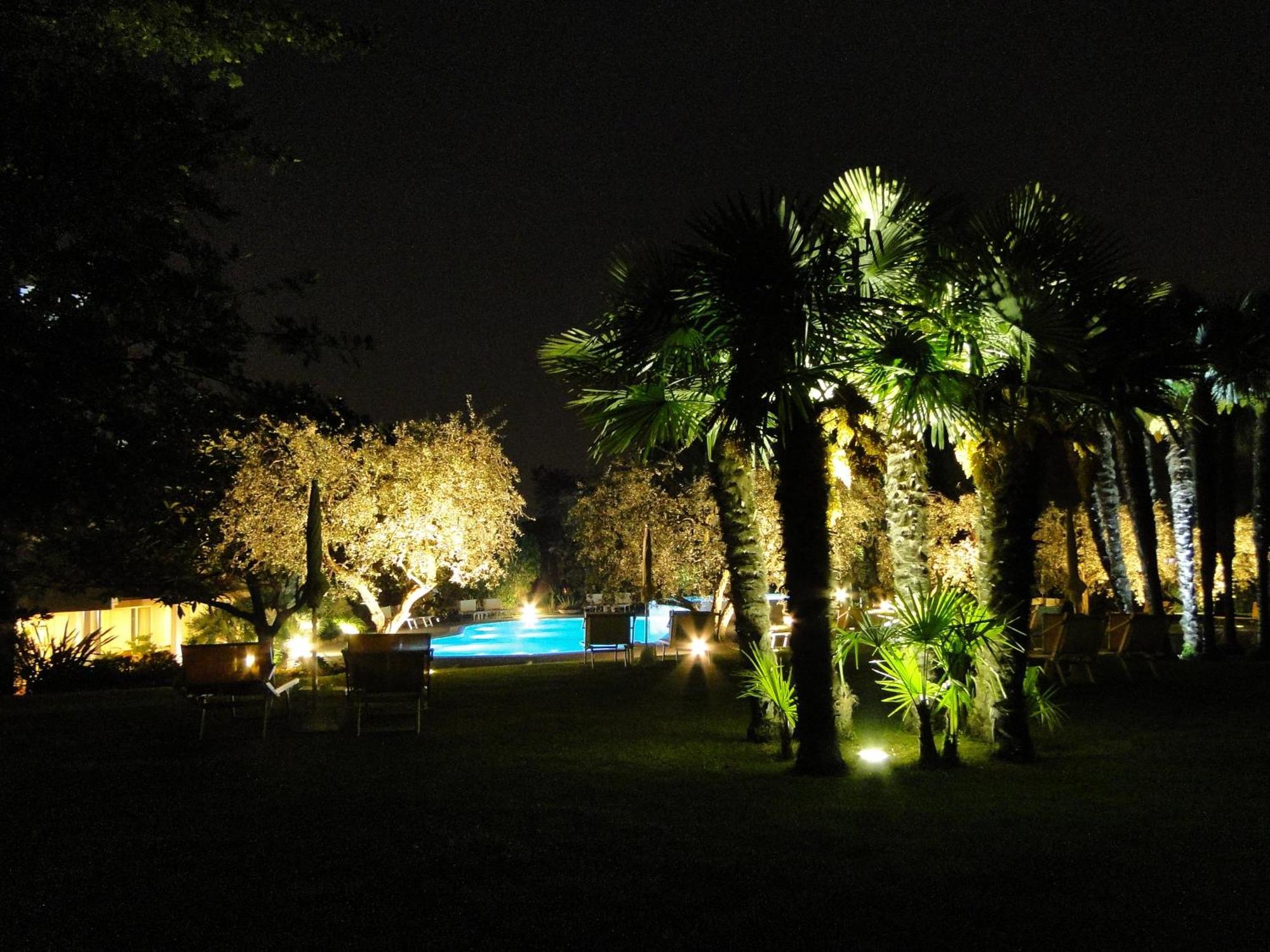 Hotel Giulietta Romeo Лацизе Екстер'єр фото
